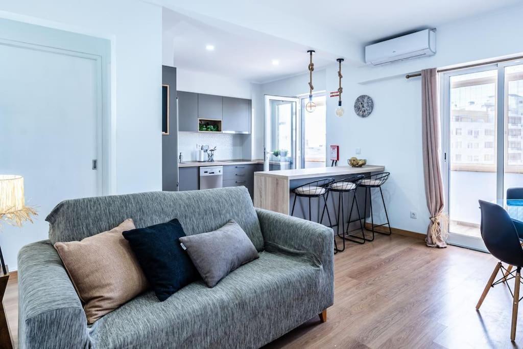 Faro Center With Ac & Wifi Apartment Exterior foto
